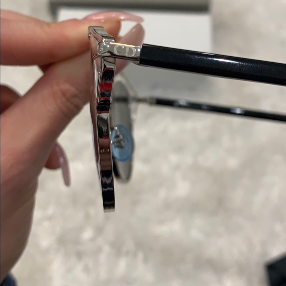 Dior silver mirrored sunglasses - Picture 3 of 6